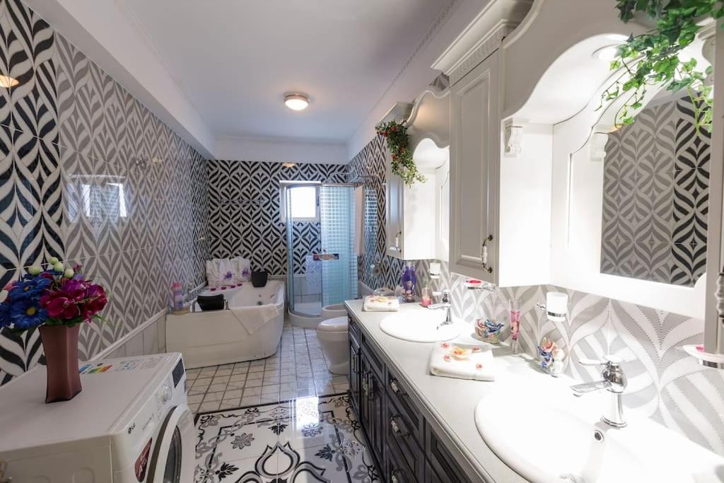 Luksuzna Vila Ob Plazi Z Bazenom Villa Paphos