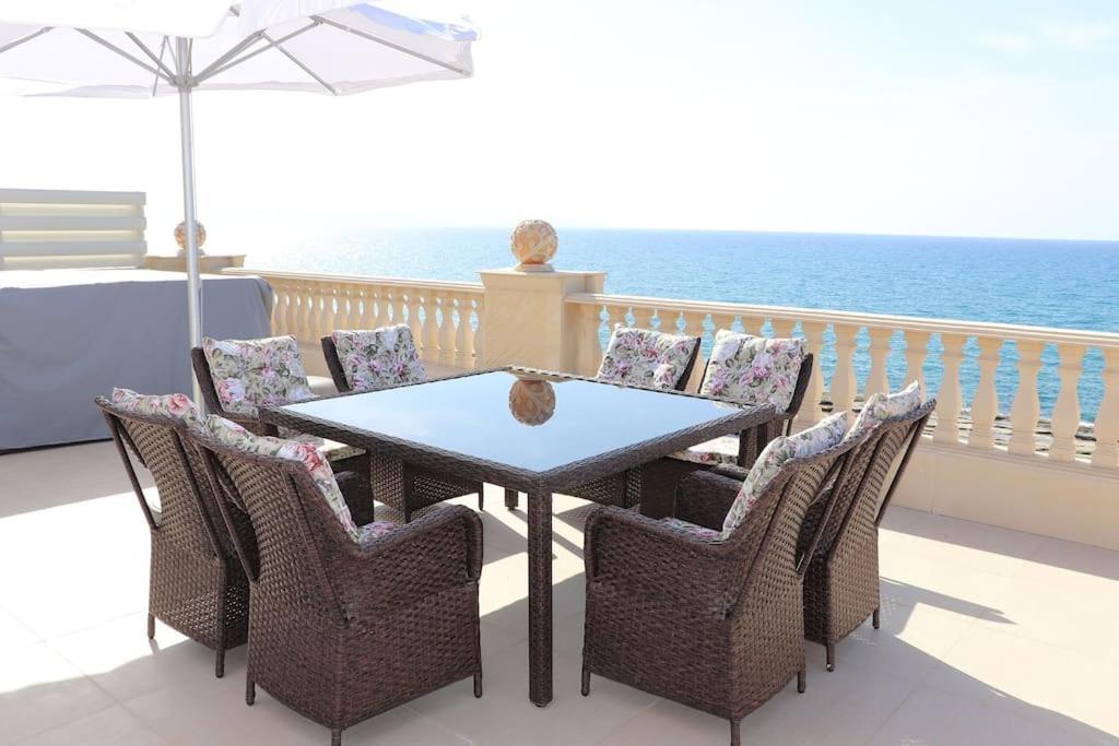 Luksuzna Vila Ob Plazi Z Bazenom Villa
