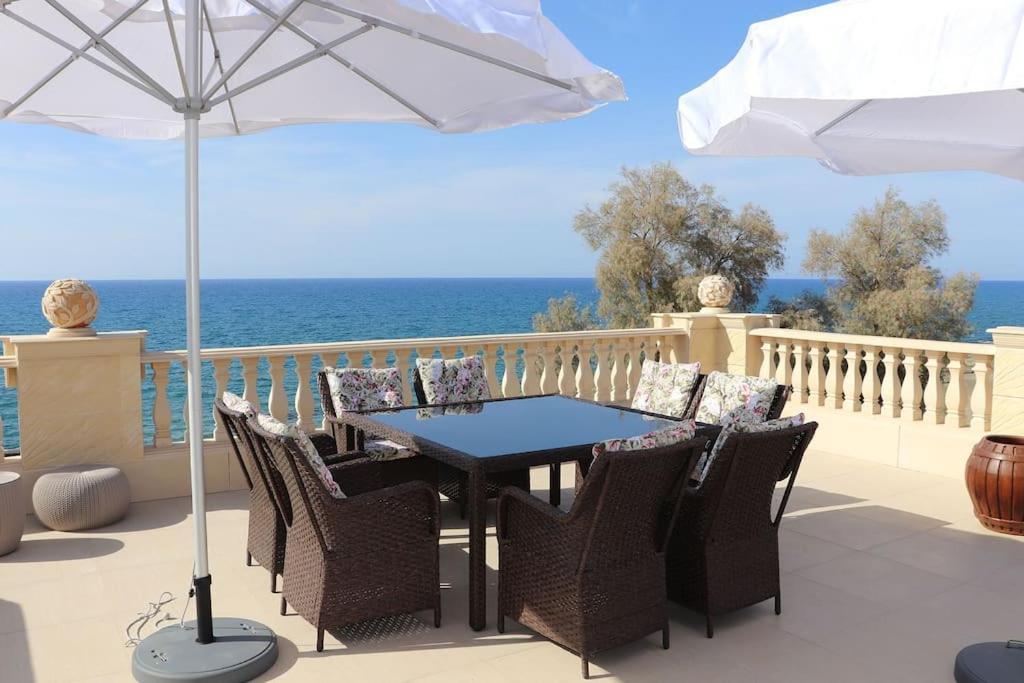 Luksuzna Vila Ob Plazi Z Bazenom Villa